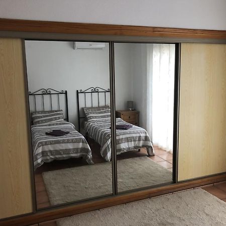 Puerto De Mazarron Large House With Roof Terrace & Sea Views-5 Guests Have 3 Bedrooms & 1 To 4 Guests Have 2 Bedrooms 외부 사진