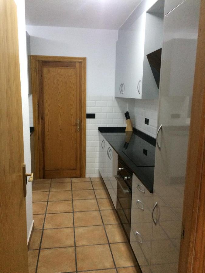 Puerto De Mazarron Large House With Roof Terrace & Sea Views-5 Guests Have 3 Bedrooms & 1 To 4 Guests Have 2 Bedrooms 외부 사진