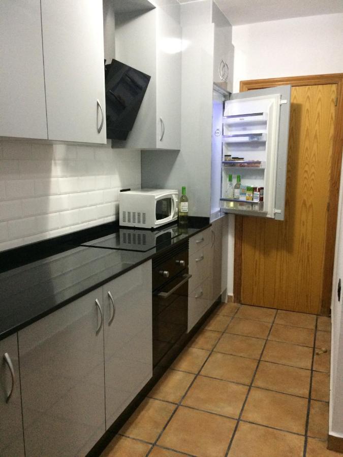 Puerto De Mazarron Large House With Roof Terrace & Sea Views-5 Guests Have 3 Bedrooms & 1 To 4 Guests Have 2 Bedrooms 외부 사진