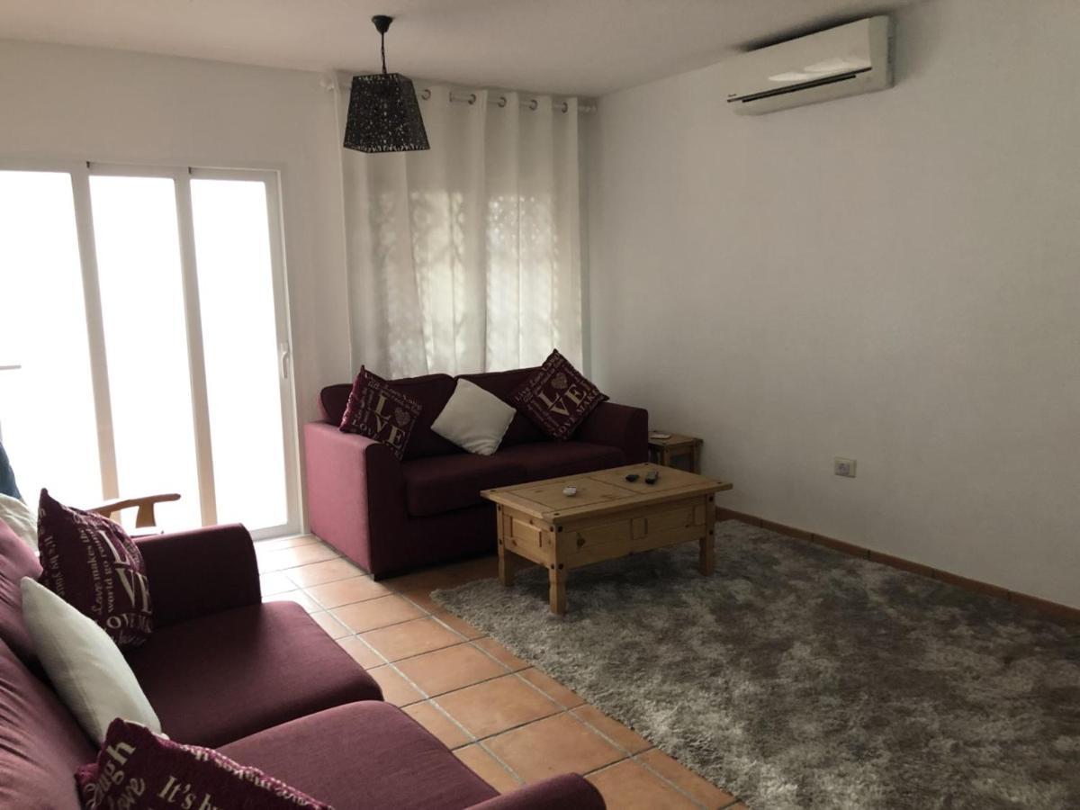 Puerto De Mazarron Large House With Roof Terrace & Sea Views-5 Guests Have 3 Bedrooms & 1 To 4 Guests Have 2 Bedrooms 외부 사진