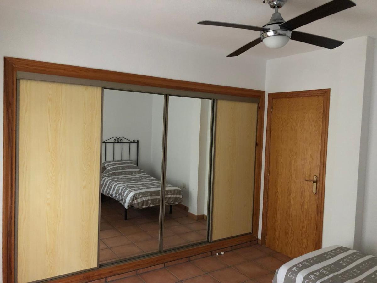 Puerto De Mazarron Large House With Roof Terrace & Sea Views-5 Guests Have 3 Bedrooms & 1 To 4 Guests Have 2 Bedrooms 외부 사진