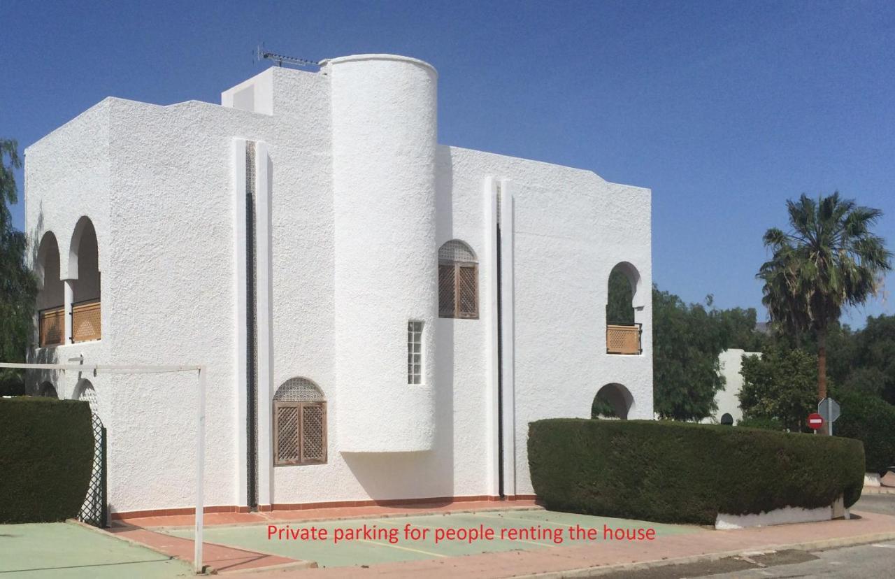 Puerto De Mazarron Large House With Roof Terrace & Sea Views-5 Guests Have 3 Bedrooms & 1 To 4 Guests Have 2 Bedrooms 외부 사진