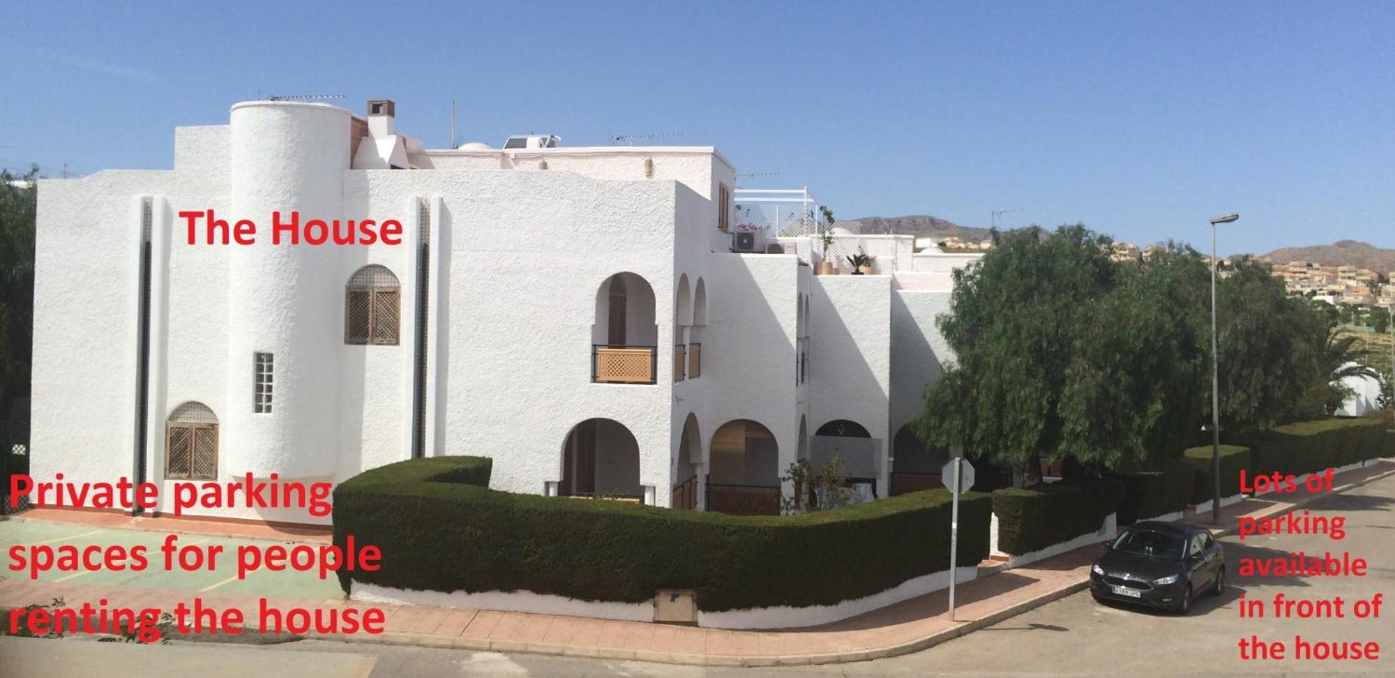 Puerto De Mazarron Large House With Roof Terrace & Sea Views-5 Guests Have 3 Bedrooms & 1 To 4 Guests Have 2 Bedrooms 외부 사진
